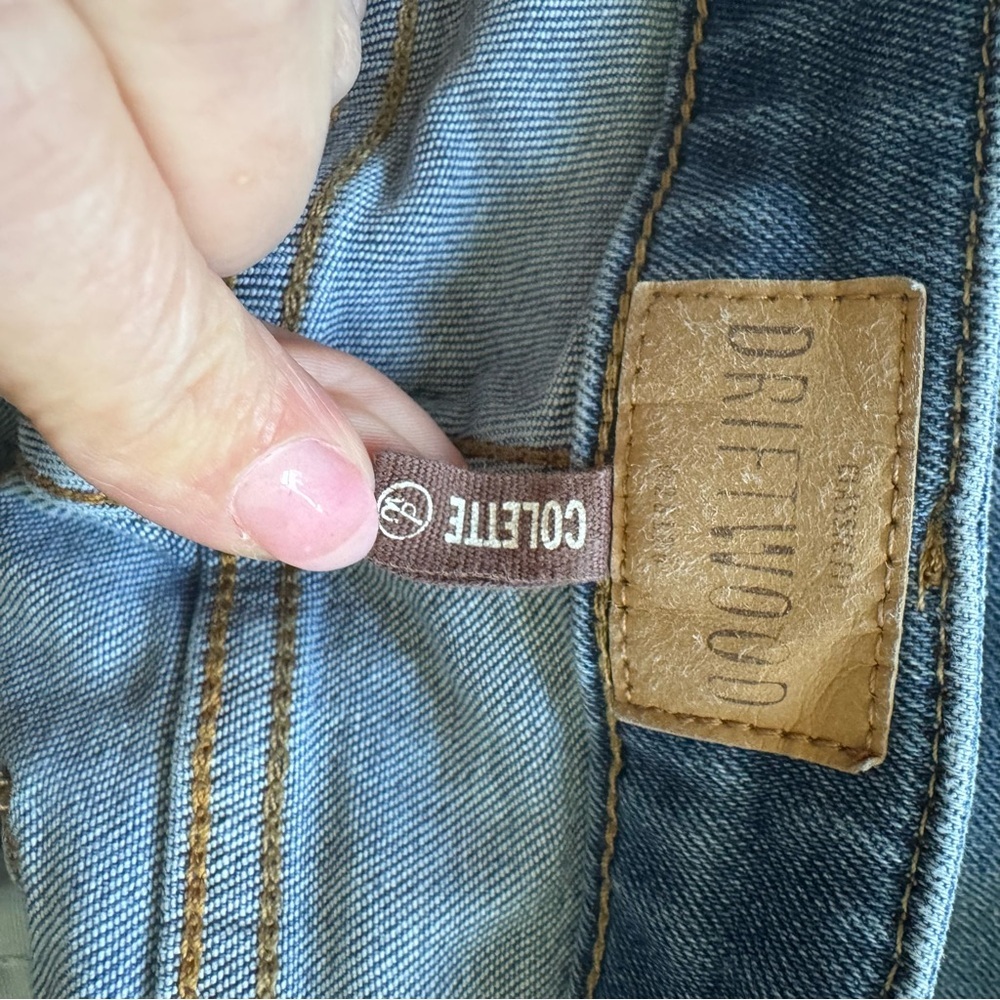 Driftwood Colette Embroidered Hem Jeans - Picture 7 of 8